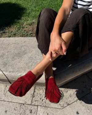 Anatomical loafers