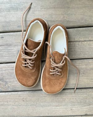 Anatomical sneakers